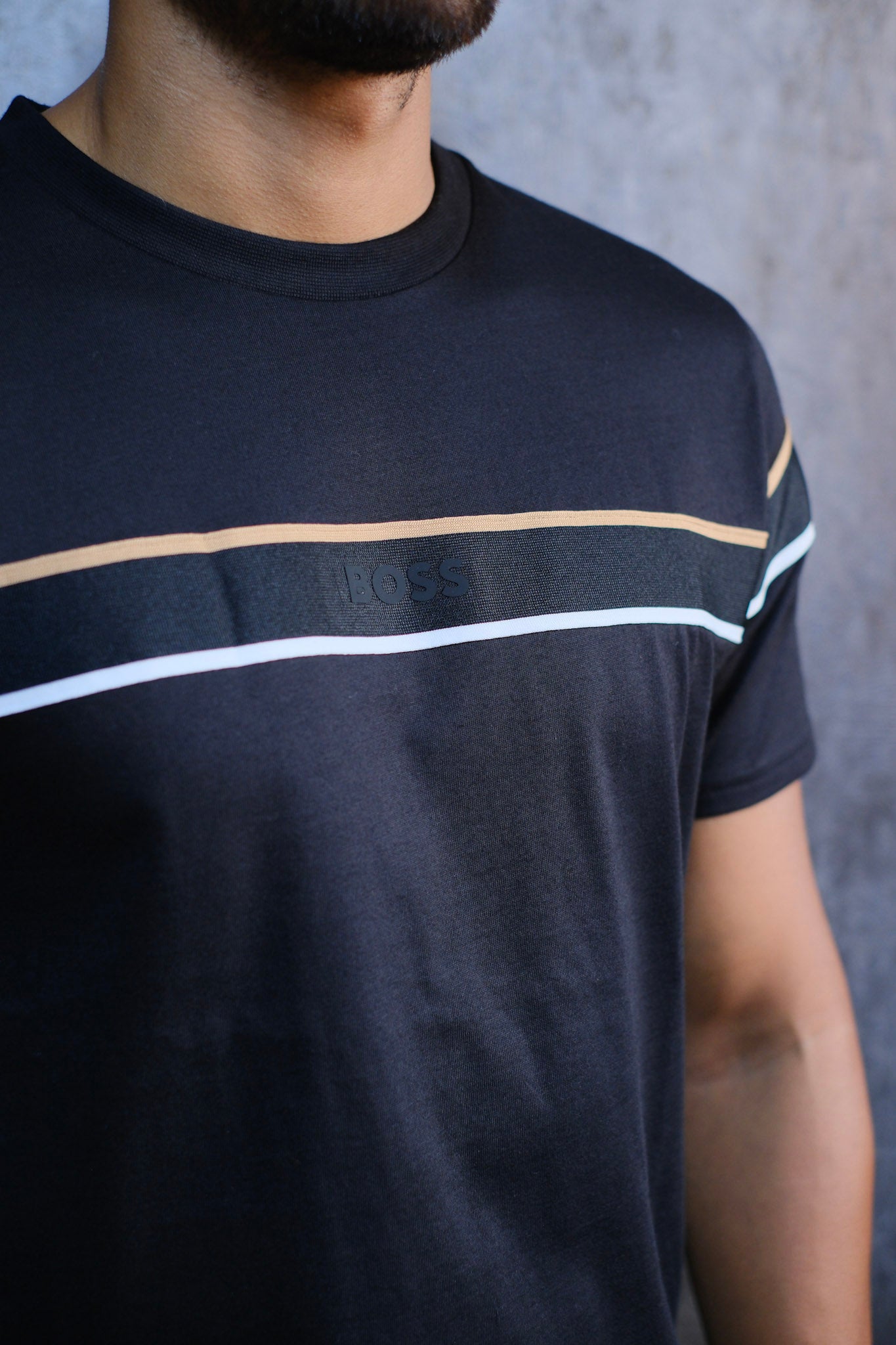 Camiseta HUG Negra
