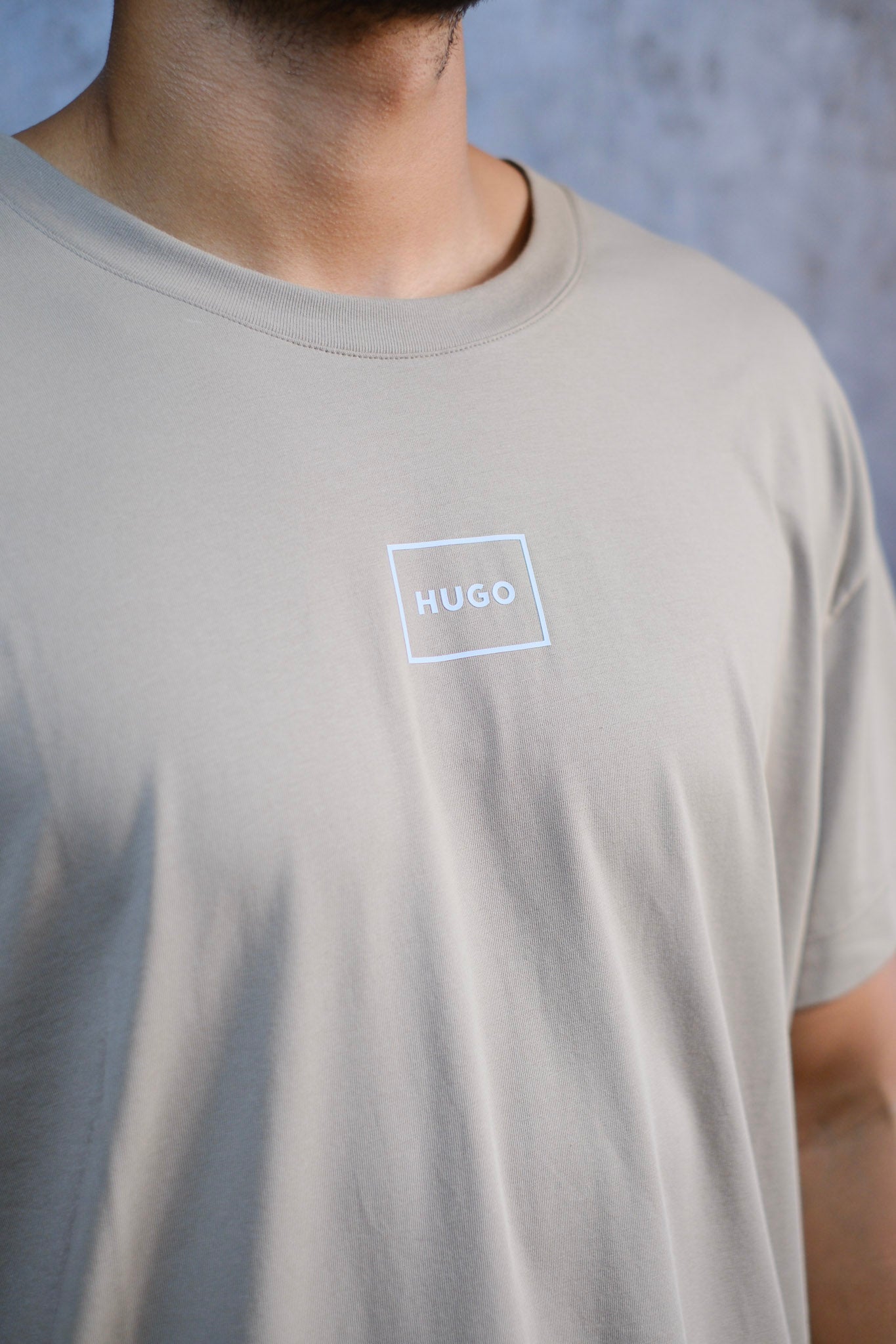 Camiseta Hug Beige