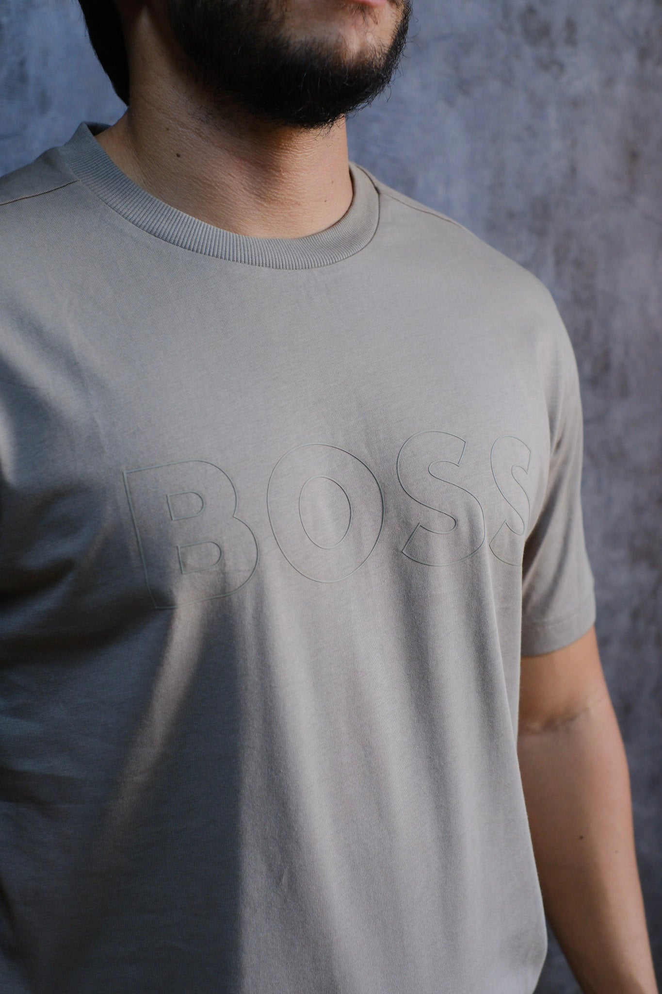 Camiseta HUG Beige 2026