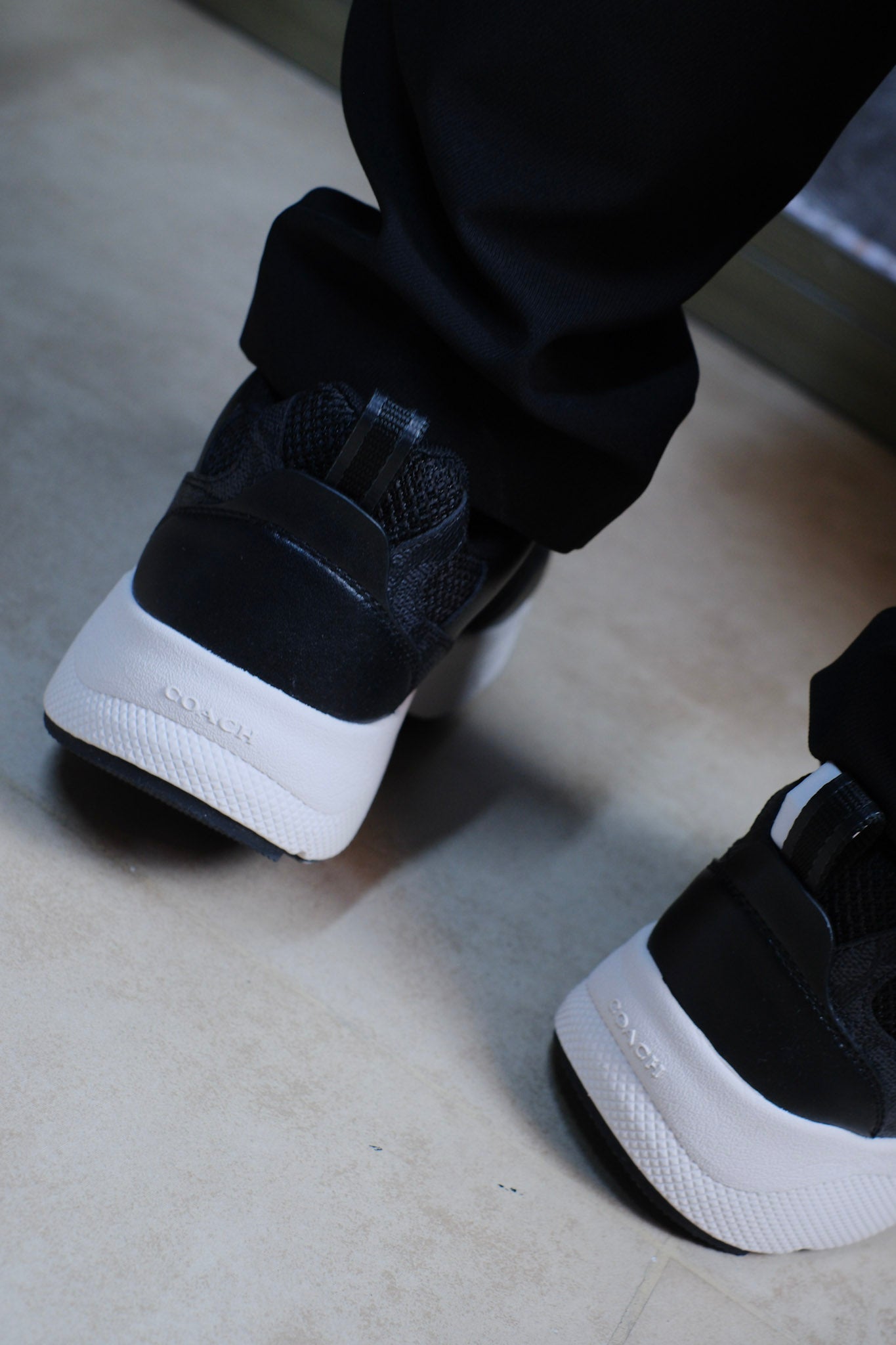 Tenis COA Negros