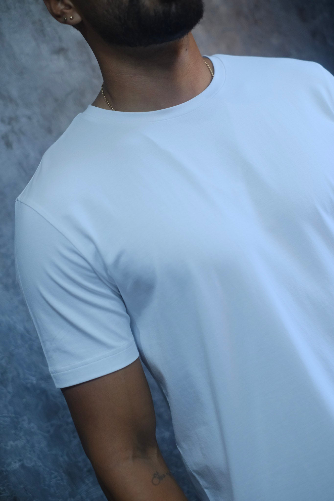 CAMISETA HUG BLANCA