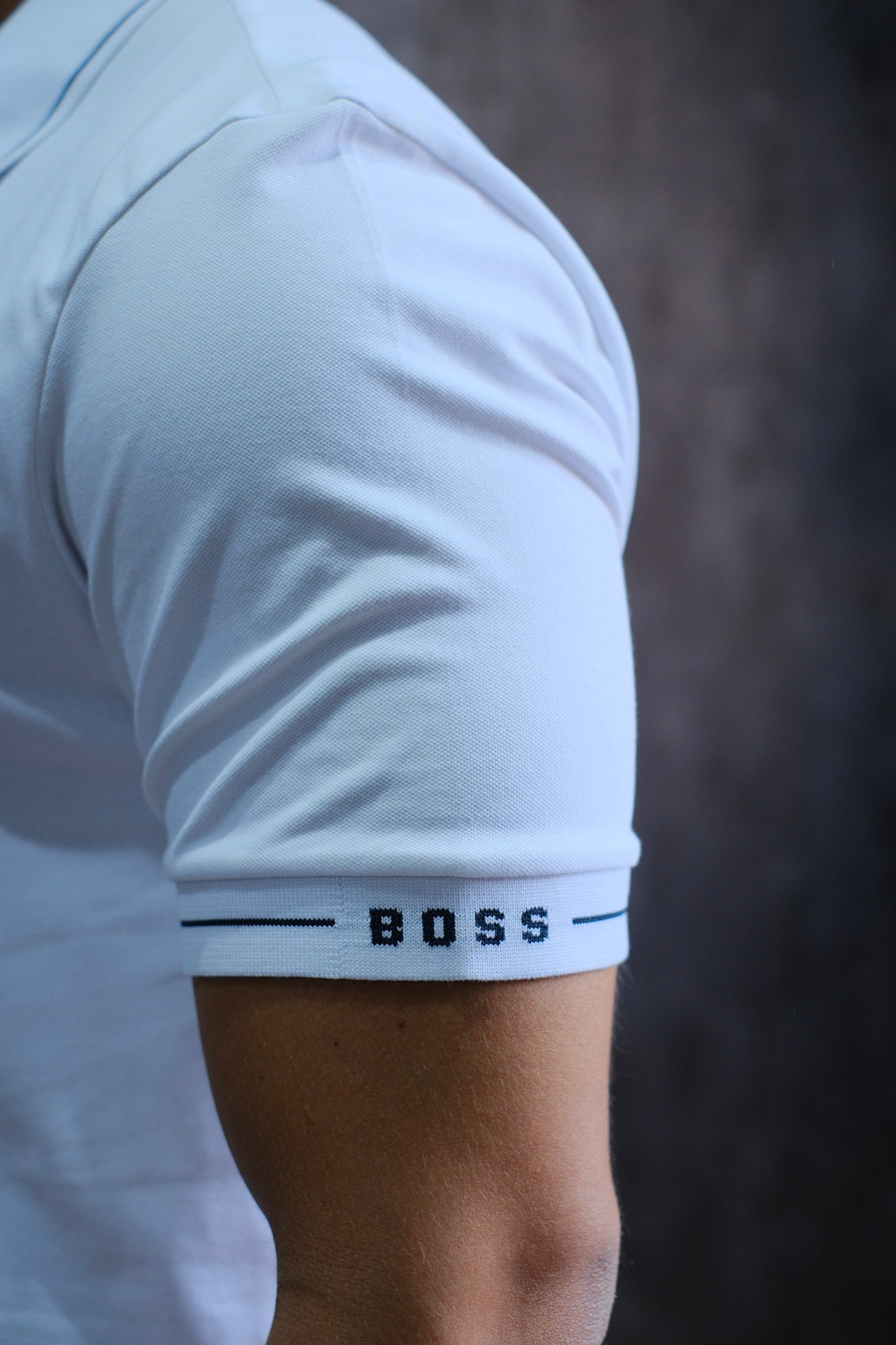 Polo HUG Blanca Slim Fit 2026