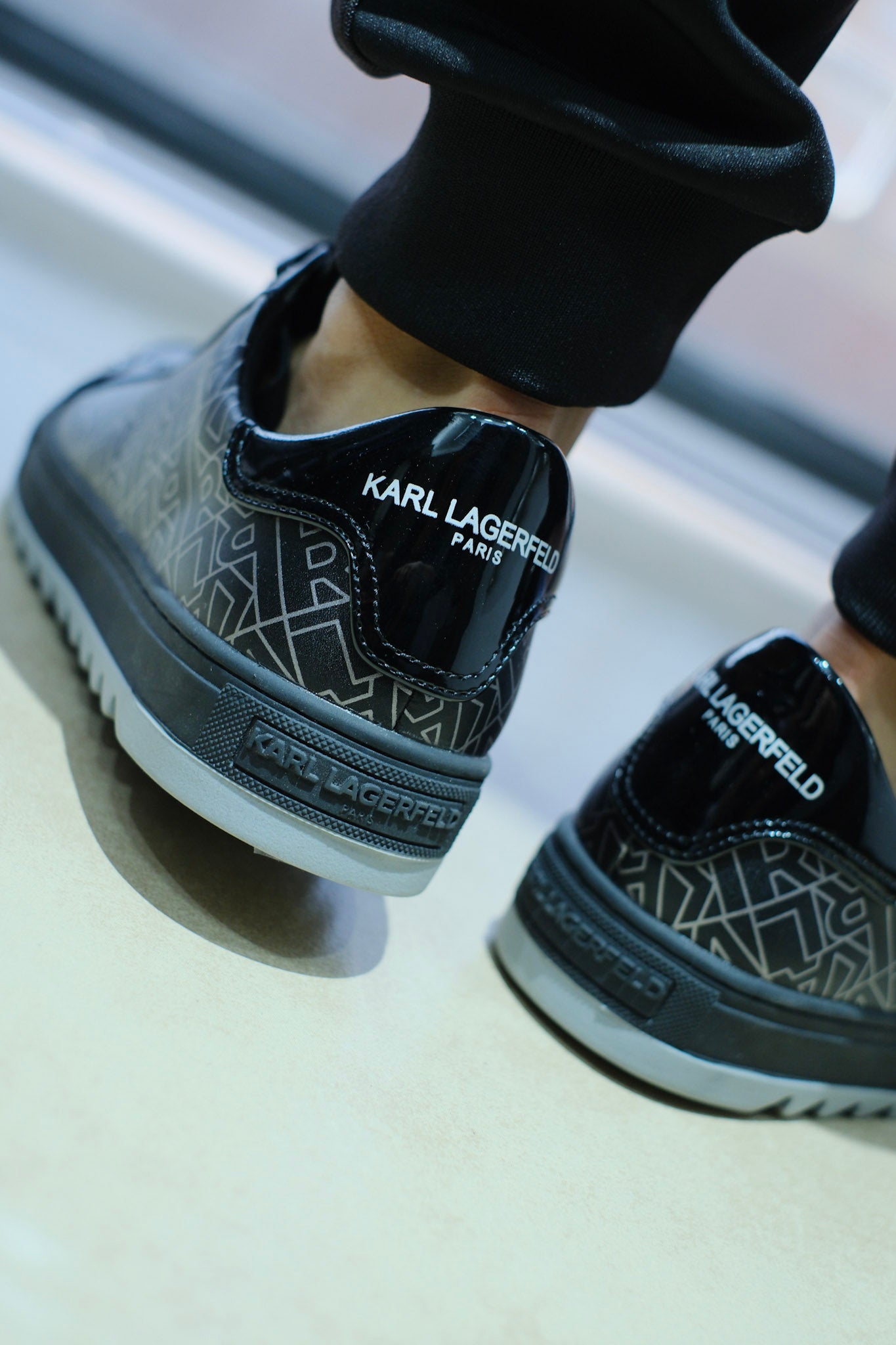 Tenis KAR Negros