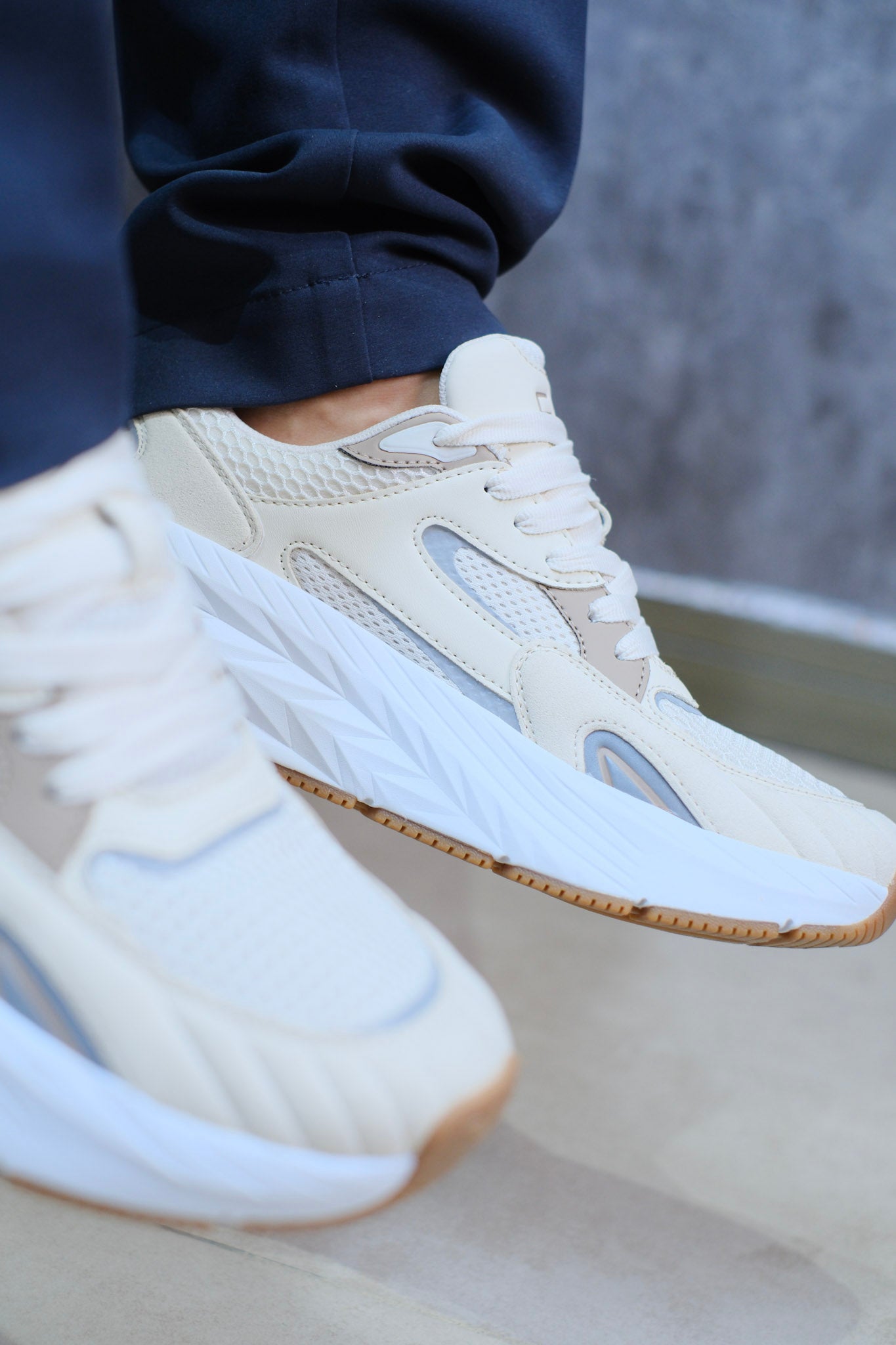 Tenis EMP Beige