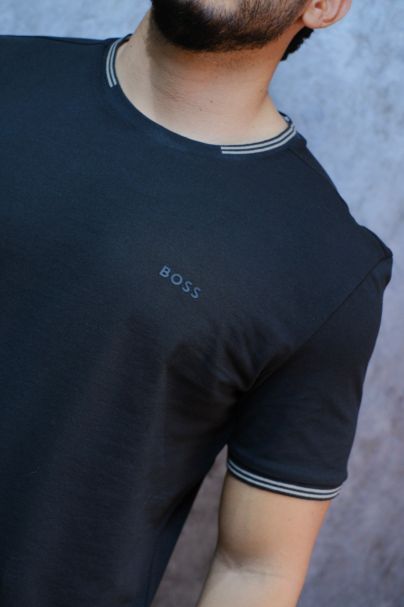Camiseta HUG Negra