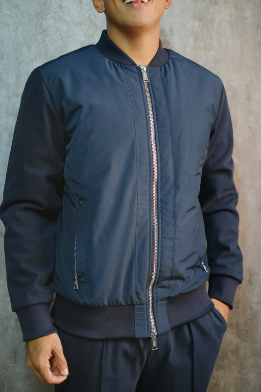 Chaqueta HUG azul oscuro