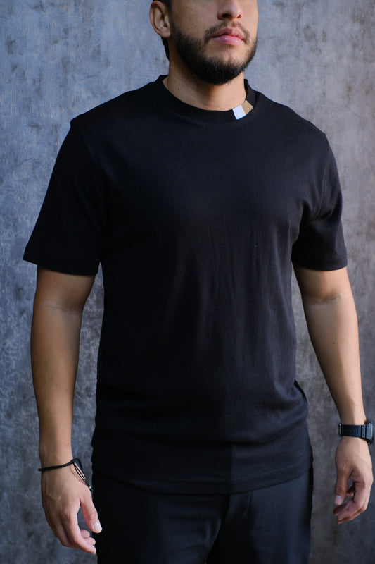 Camiseta HUG Negra 2026