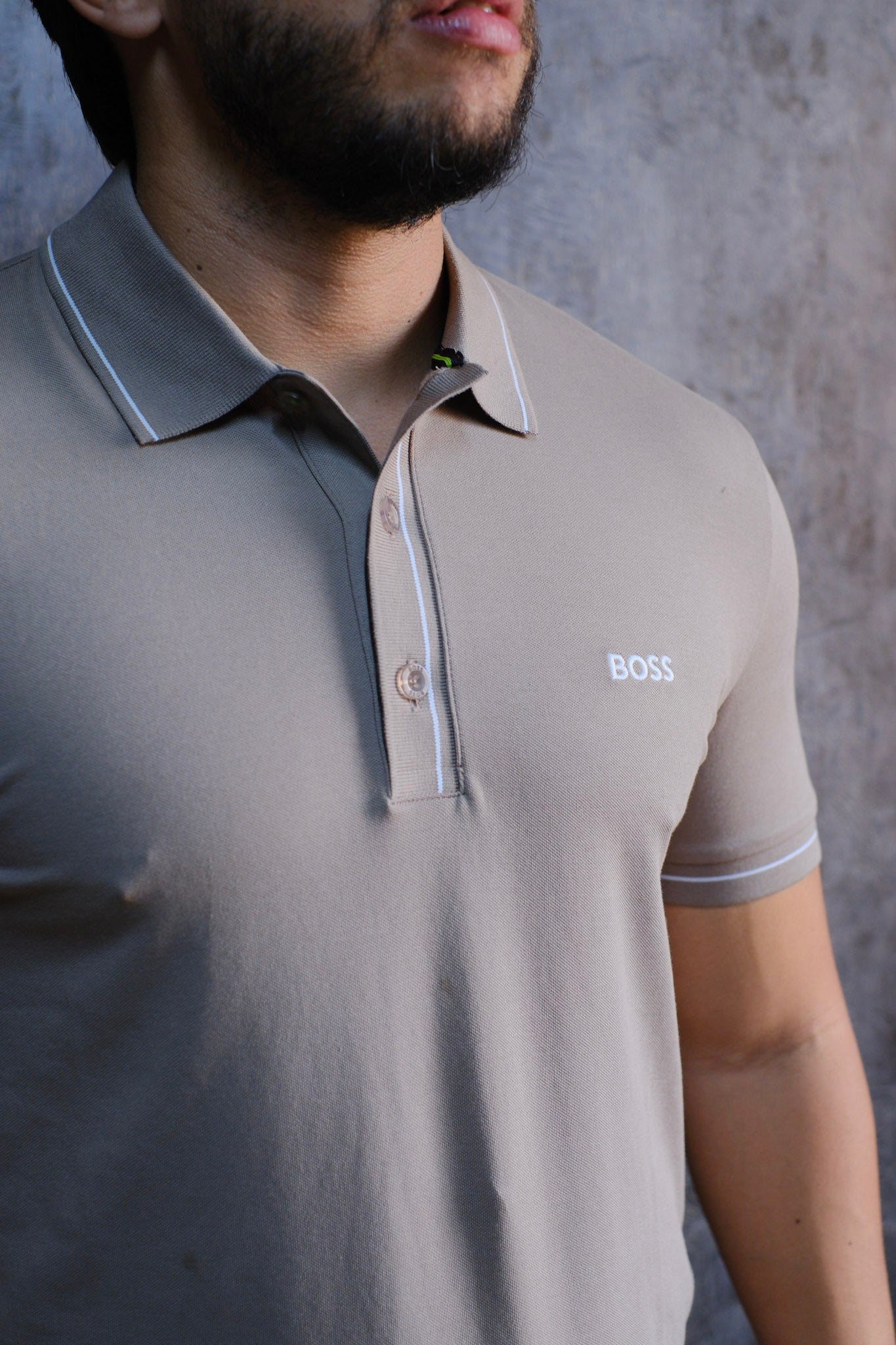 Polo HUG Beige Slim Fit 2026