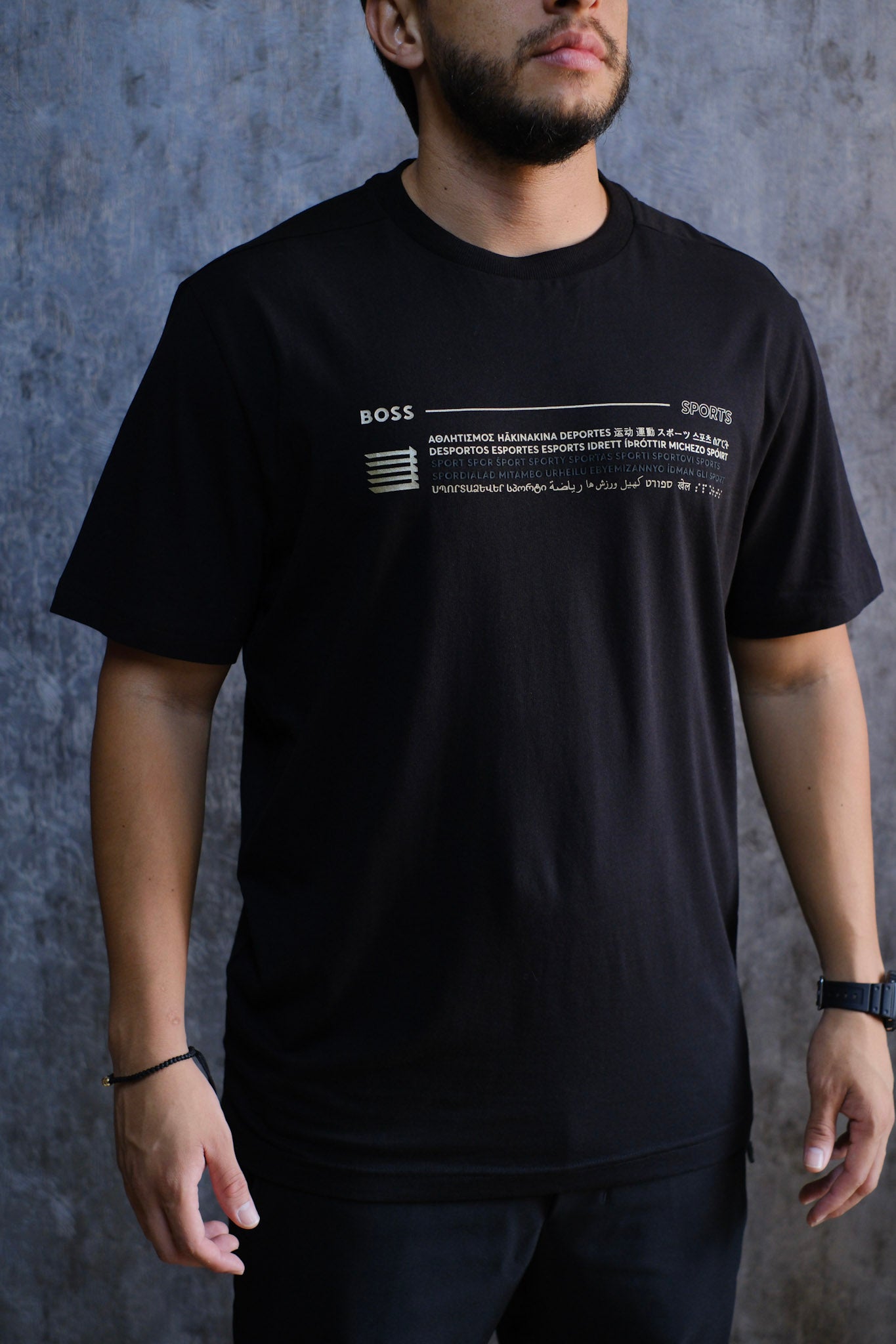 Camiseta Hug Negra 2026