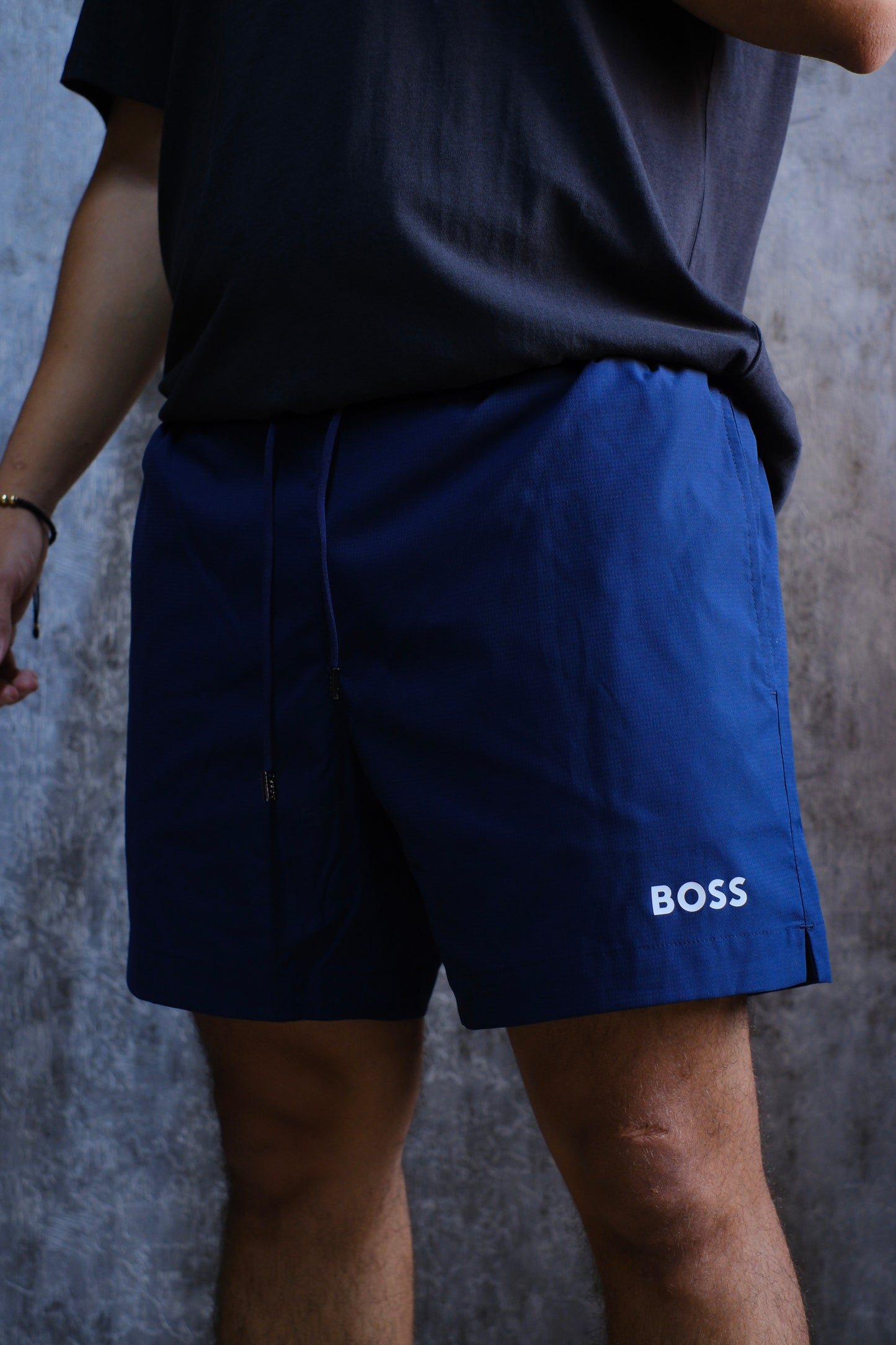 PANTALONETA HUG AZUL REY 2026