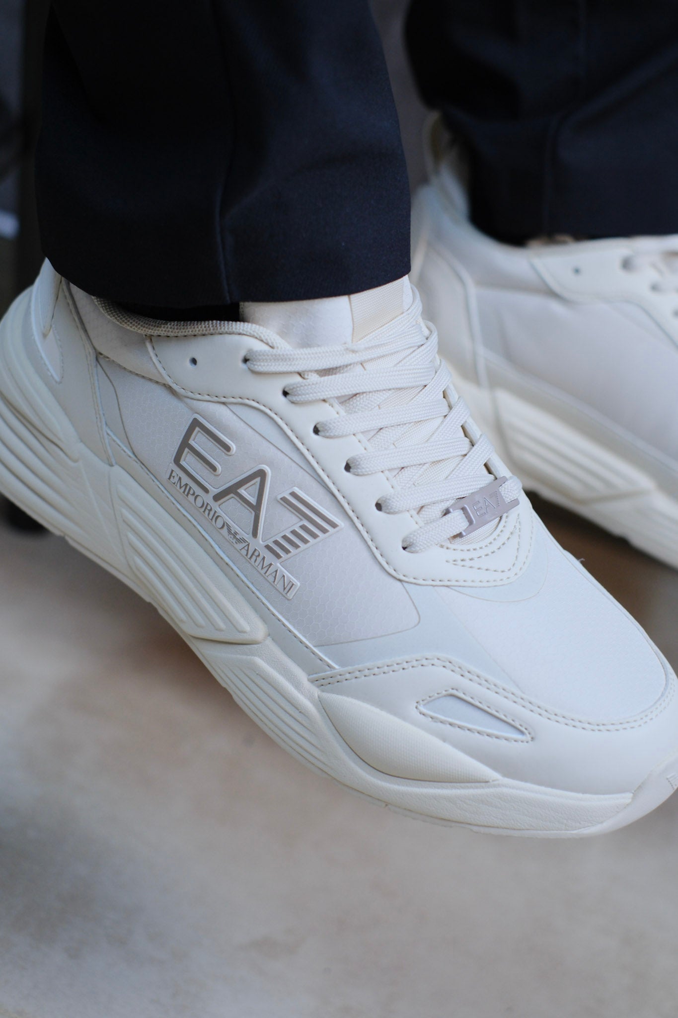 Tenis EMP Beige 2026