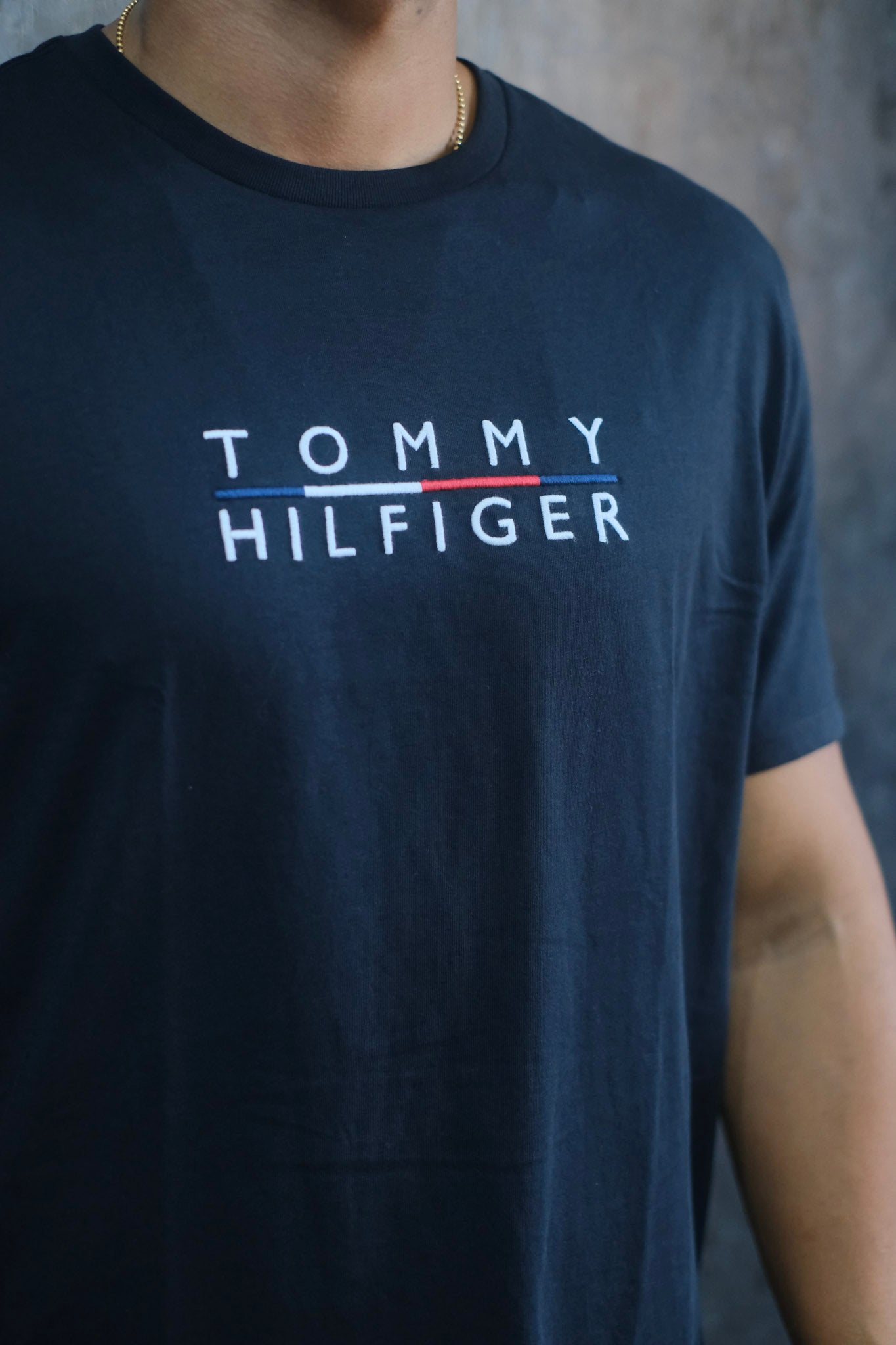CAMISETA TOM AZUL OSCURO