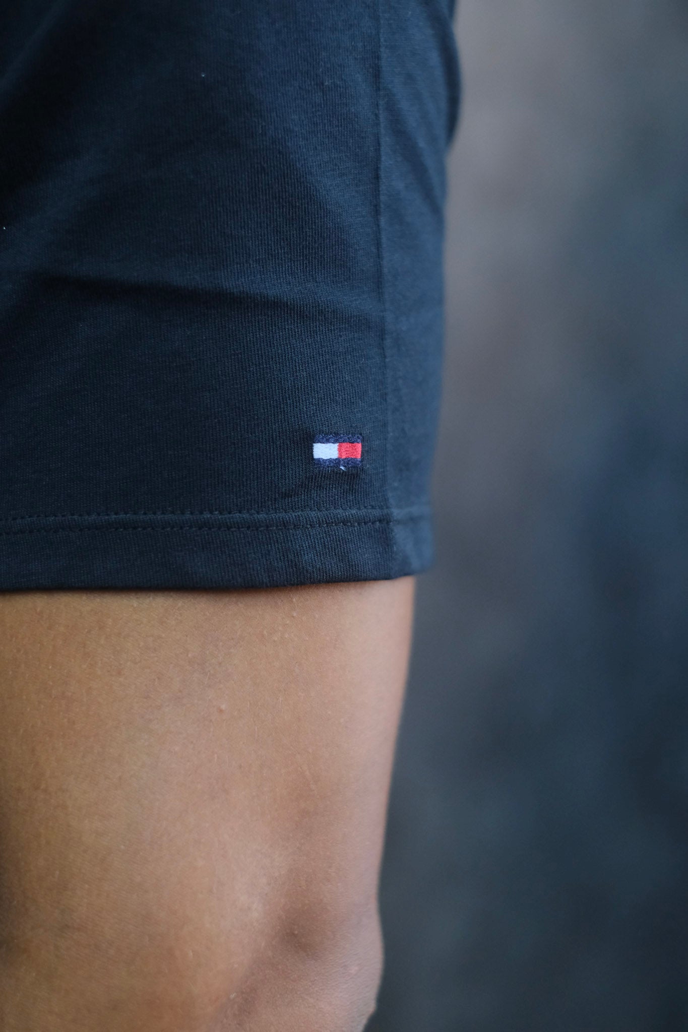 CAMISETA TOM AZUL OSCURO