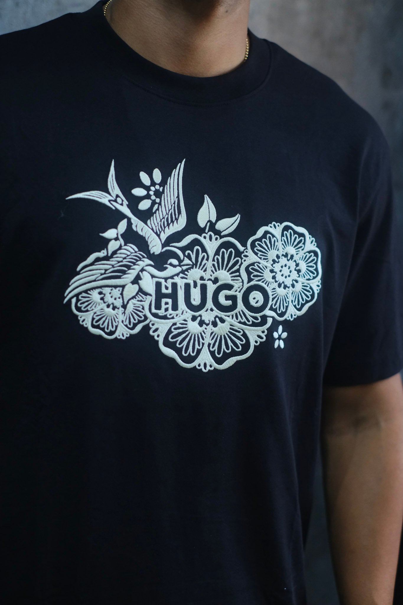 Camiseta HUG Negra