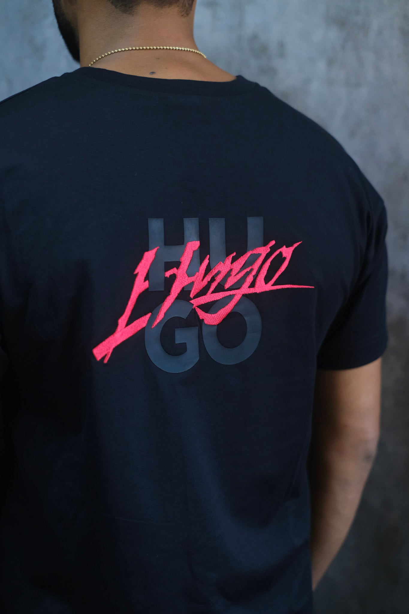 Camiseta HUG Negro