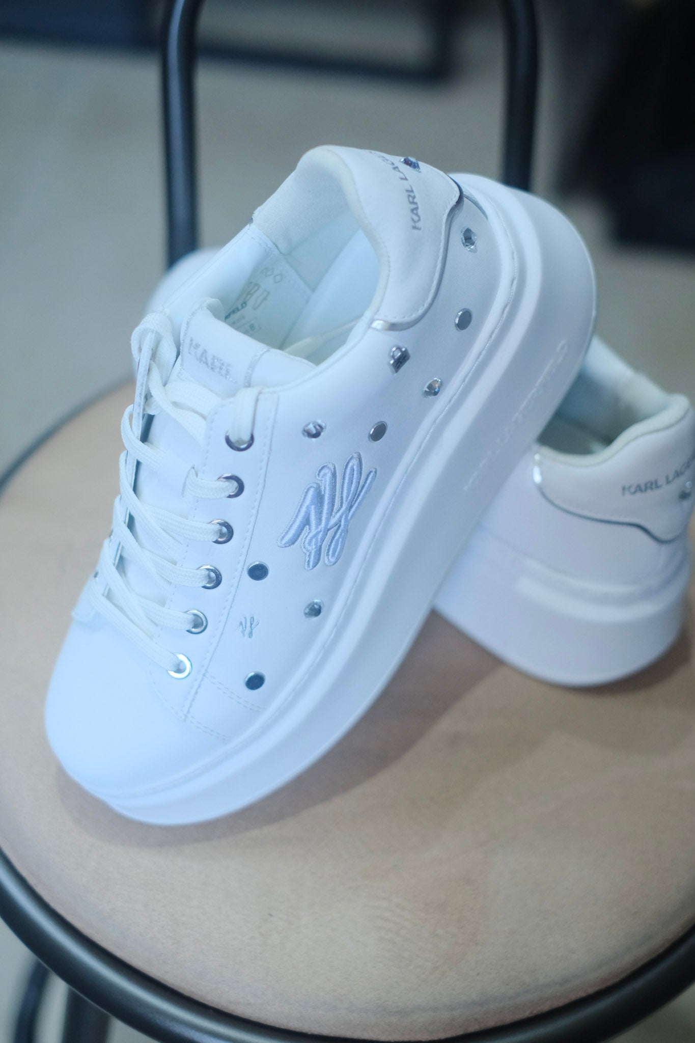 Tenis KAR Blanco