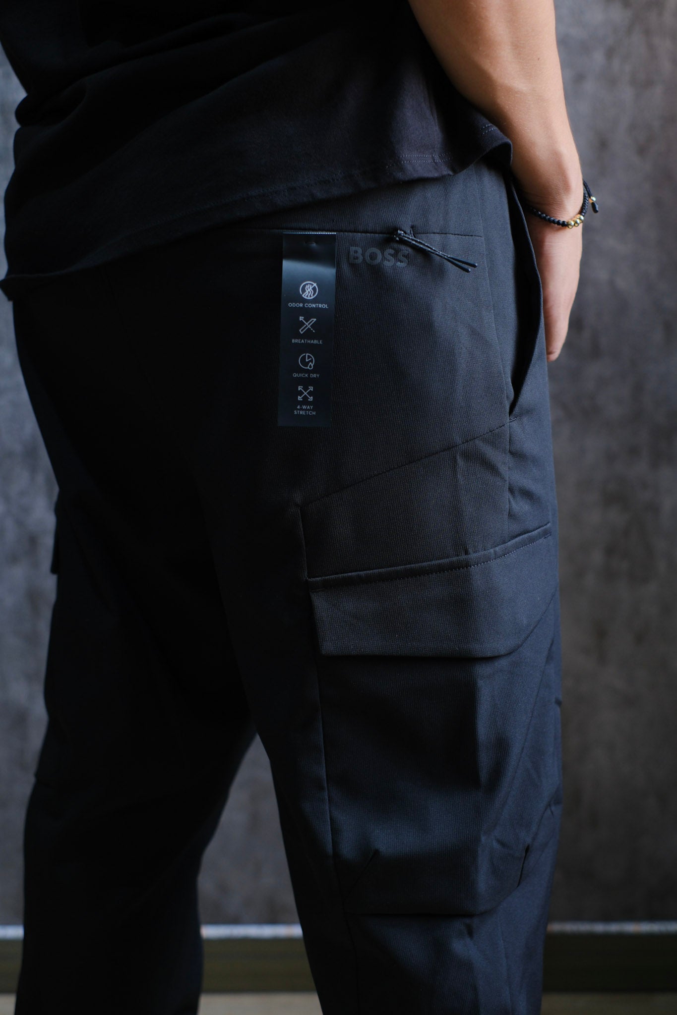 Pantalon HUG Negro 2026