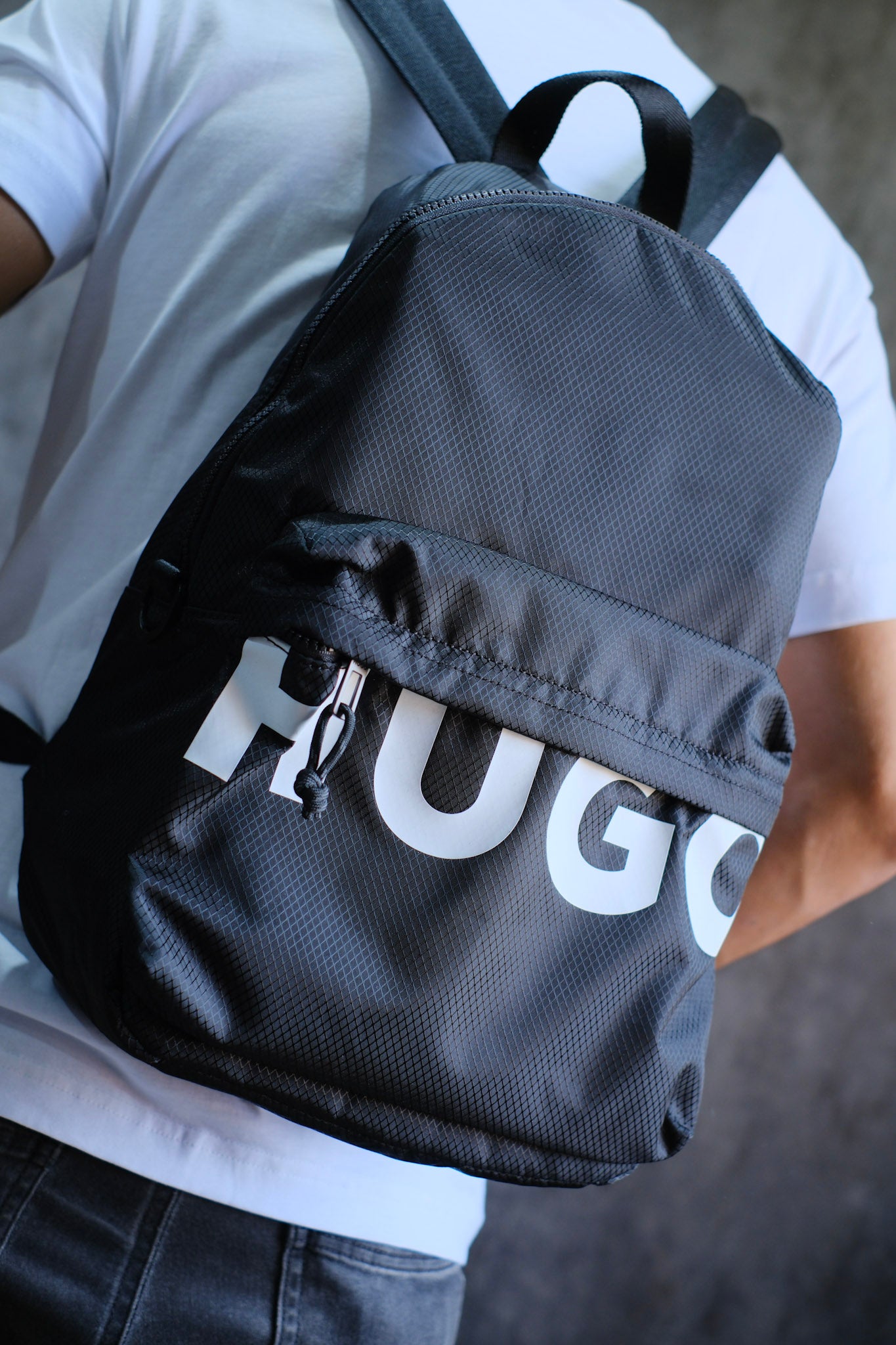 Bolso HUG Negro 2026