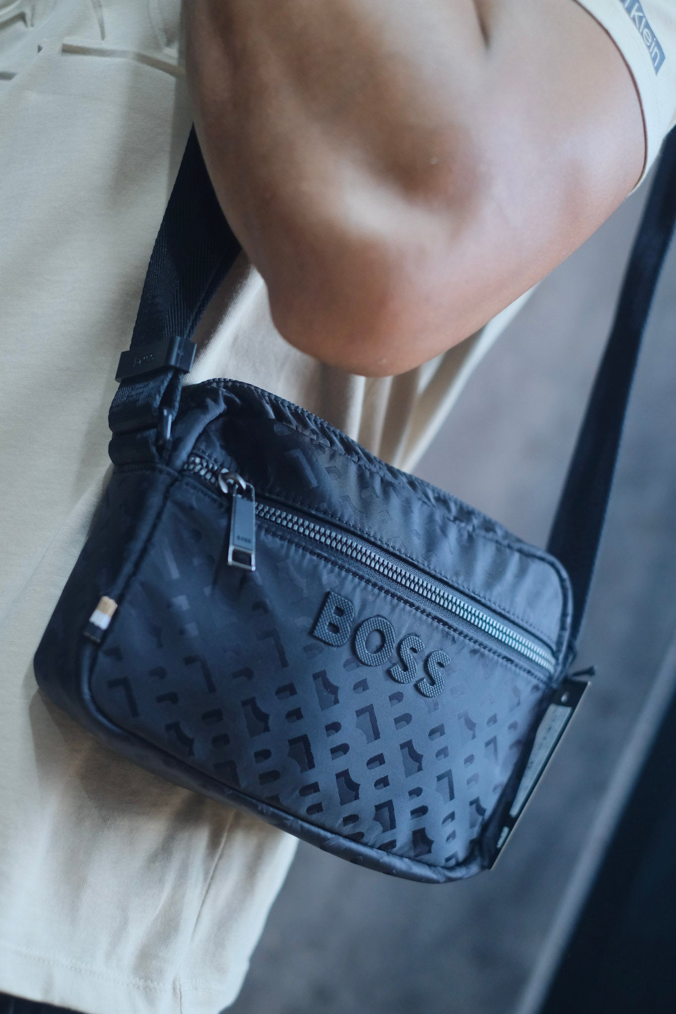 Bolso HUG Negro